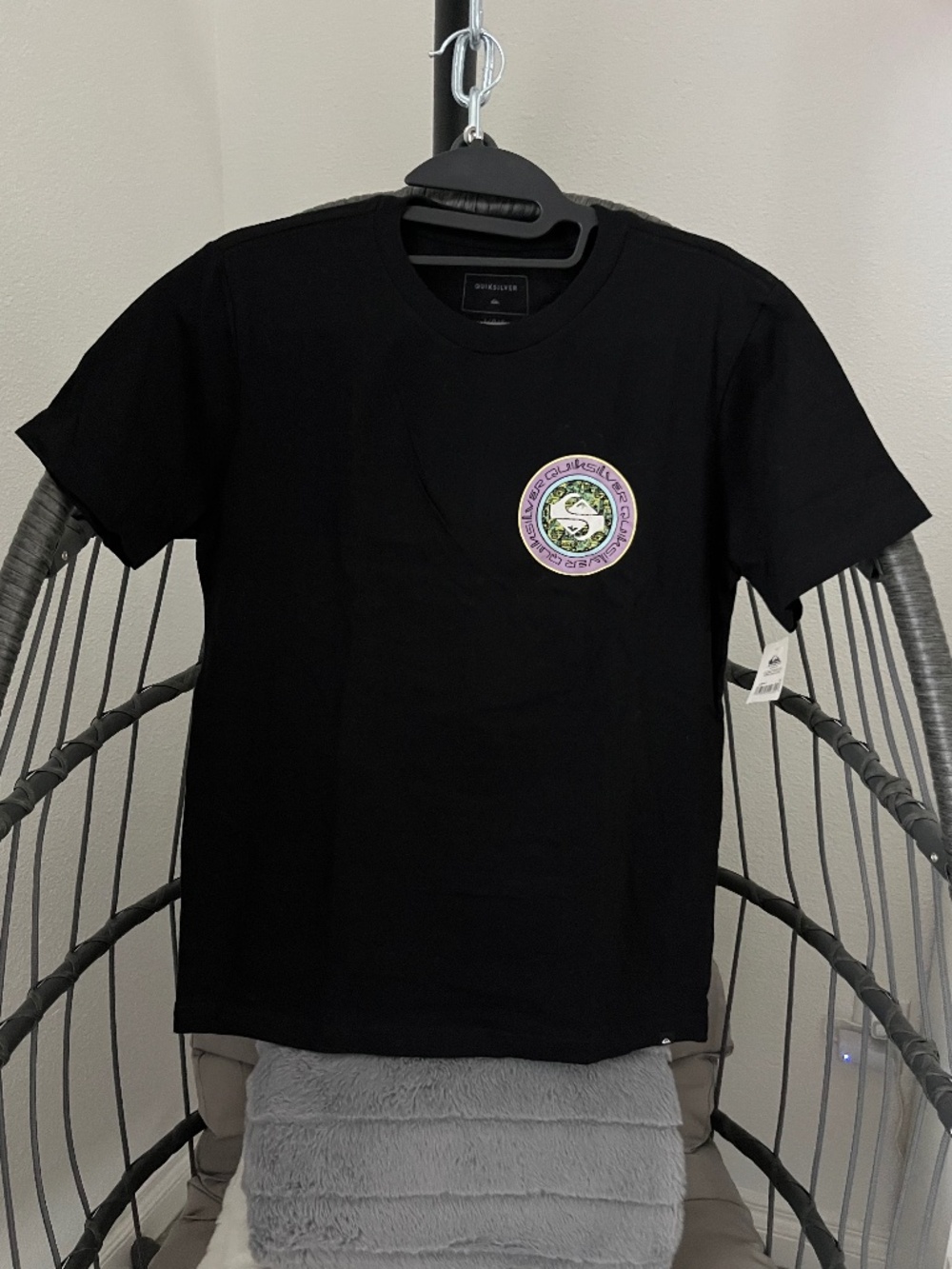 QUIKSILVER Boys T-Shirt Black with Logo Design Large NEW